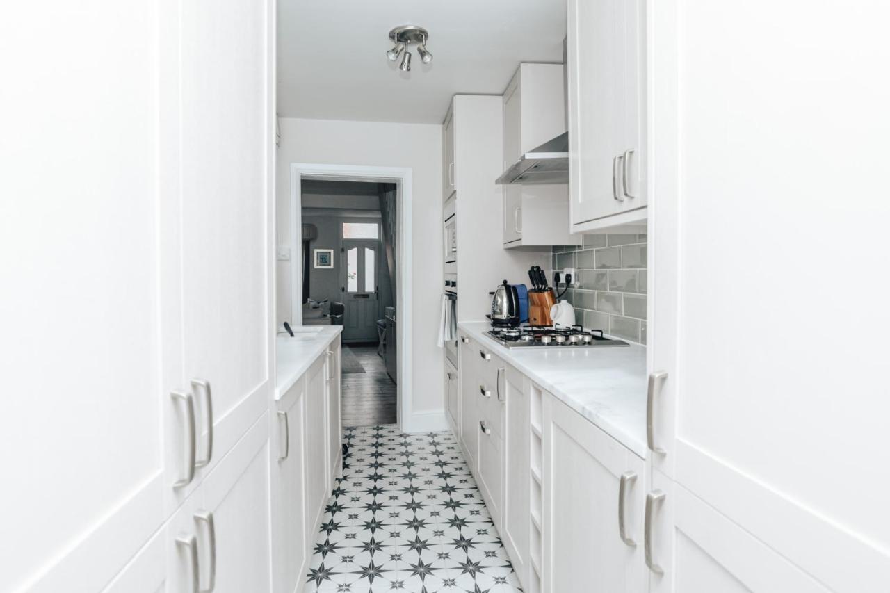 The Dragonfly - Central 2 Bedroom House Henley-on-Thames Ngoại thất bức ảnh